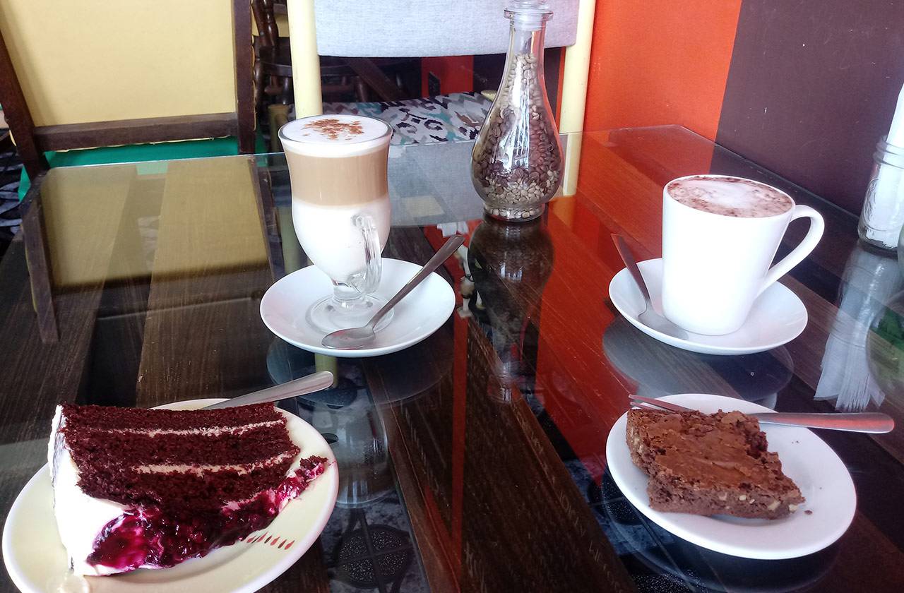 cafe und kuchen