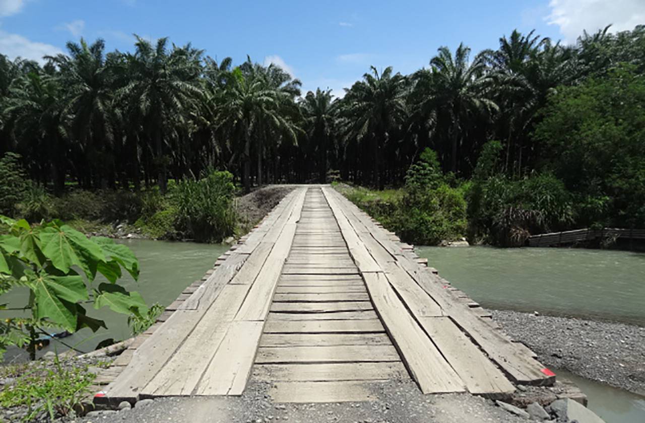 Anreise Weg Bruecke Santa Juana Lodge