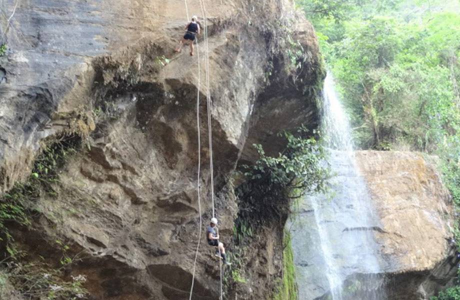 rapelling