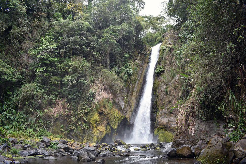 Aquiares waterfall