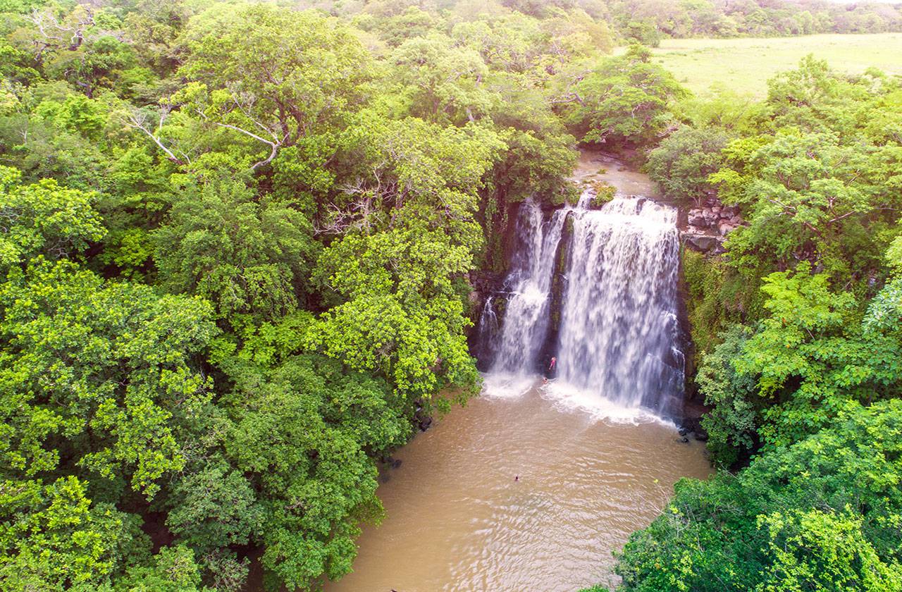 Cataratas Llanos de Cortes