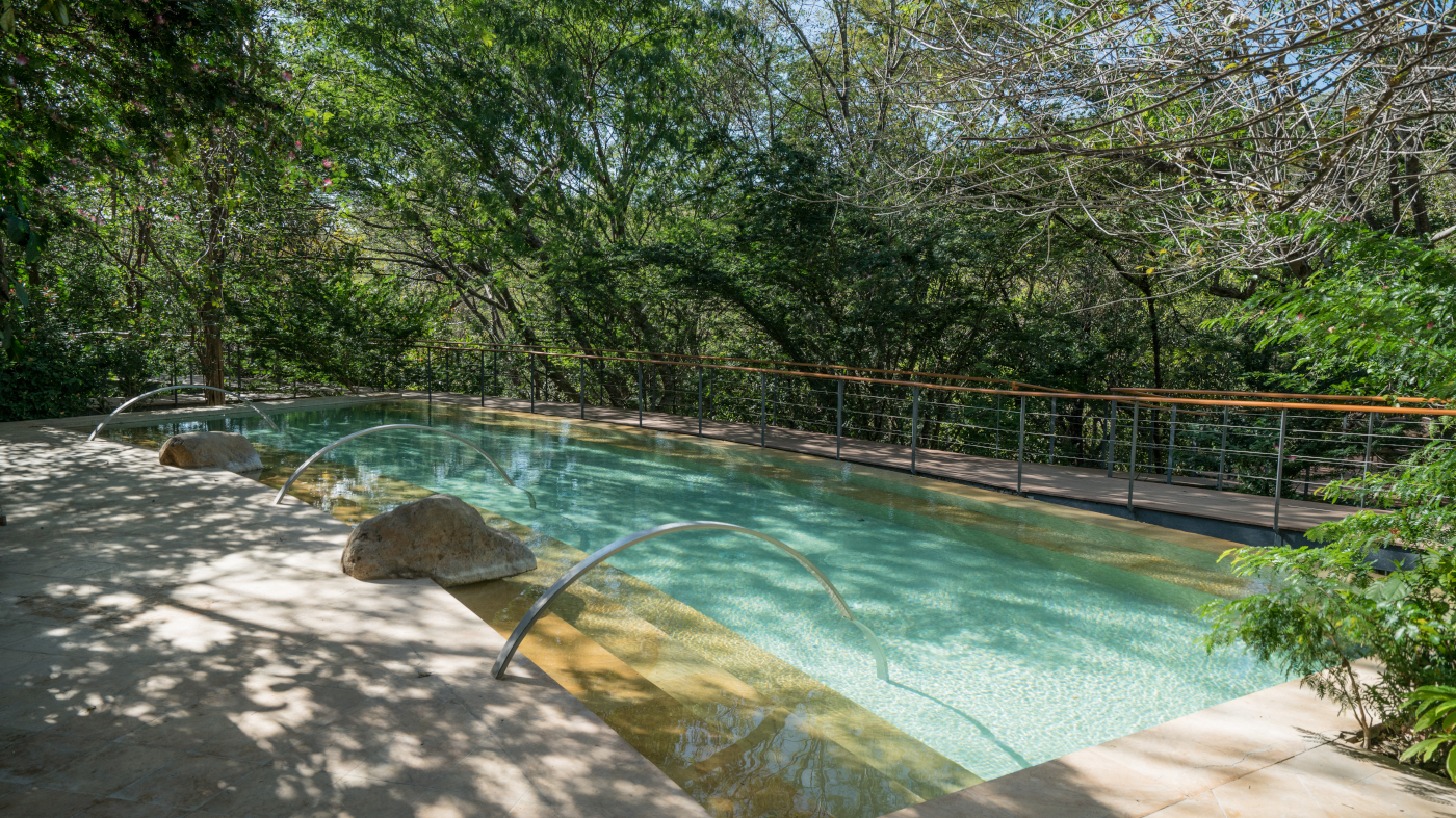 33-Rio Perdido Pool 2