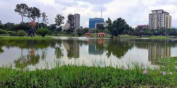 La Sabana Park, free space and pure air in San José