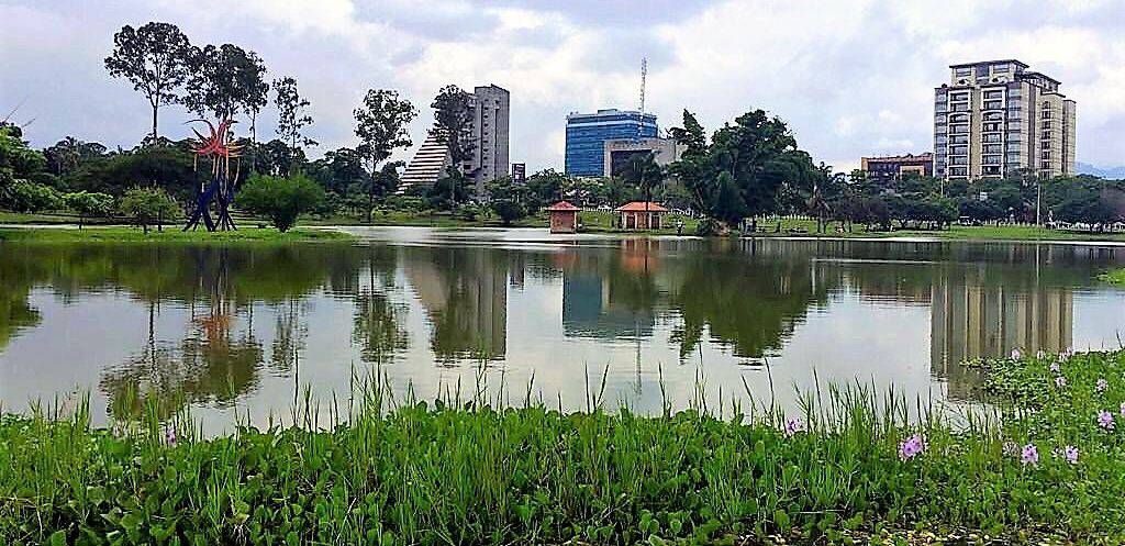 La Sabana Park, free space and pure air in San José