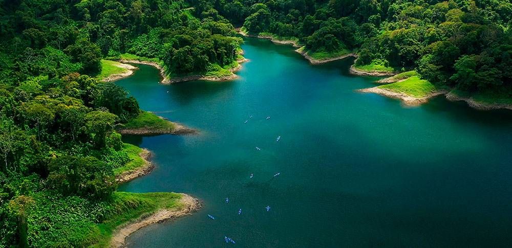 Top 5 Orte, um in Costa Rica mit einer Drohne zu fliegen