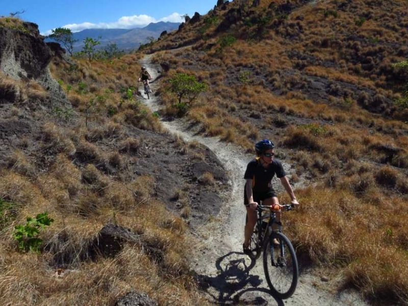 Premium Tour en E-bike por Costa Rica