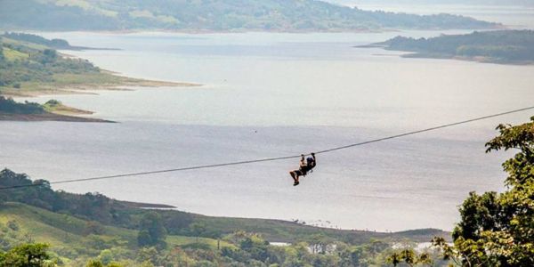 The top 5 EXTREME- adventure activities in Costa Rica (just for brave people)